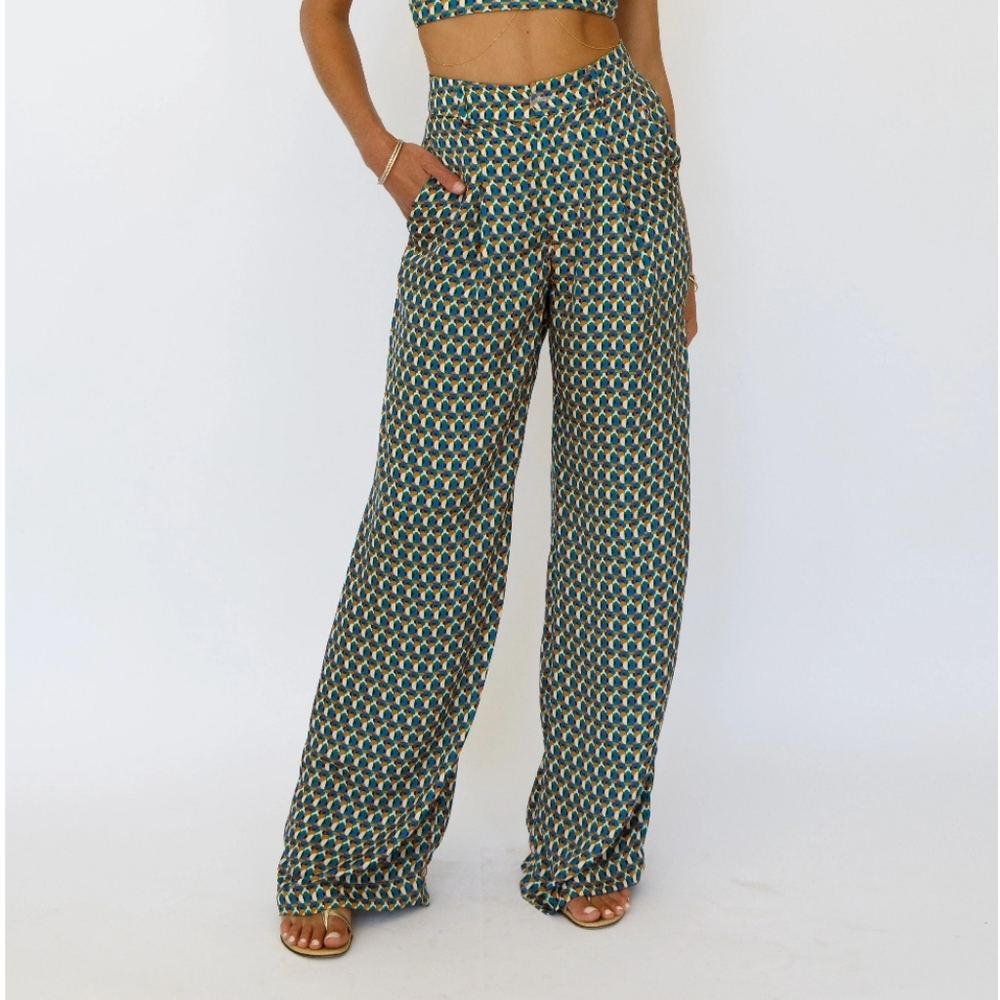 New Resa Sasha pants size small